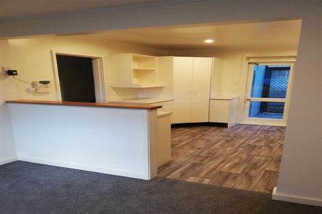 Photo of property in 53f2 Cleveland Street, Brooklyn, Wellington, 6021