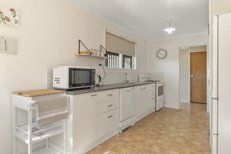 Photo of property in 14 Rangataua Street, Welcome Bay, Tauranga, 3112