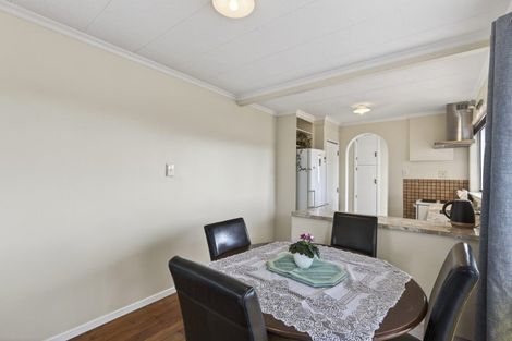 Photo of property in 55 Banks Street, Marfell, New Plymouth, 4310