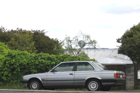 Photo of property in 24 Sunset Road, Unsworth Heights, Auckland, 0632