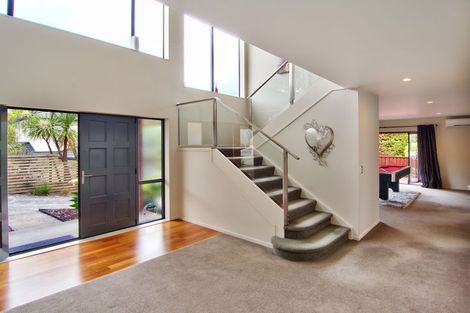 Photo of property in 30a Derwent Crescent, Titirangi, Auckland, 0604