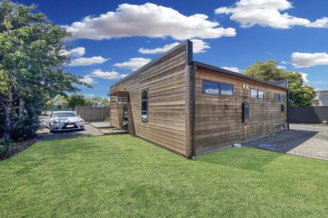 Photo of property in 1/22 Pascal Street, Palmerston North, 4410