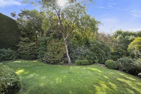 Photo of property in 57 Marion Street, Macandrew Bay, Dunedin, 9014