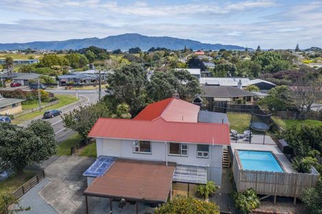 Photo of property in 89 Martin Road, Paraparaumu Beach, Paraparaumu, 5032