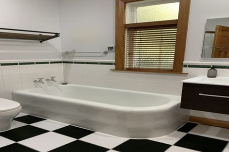 Photo of property in 9 Burrows Avenue, Karori, Wellington, 6012