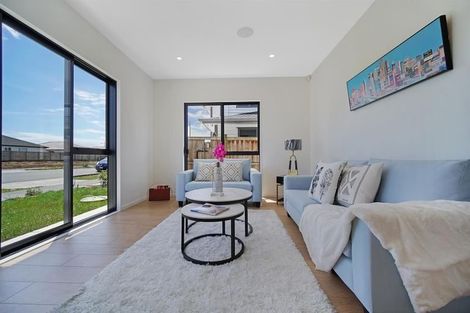 Photo of property in 47 Sapwood Crescent, Takanini, 2110