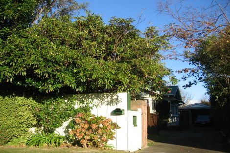 Photo of property in 22 Puriri Street, Woburn, Lower Hutt, 5010