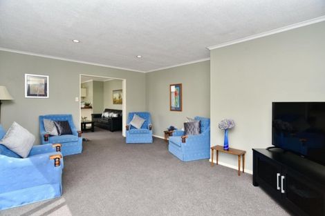 Photo of property in 9 Phoenix Lane, Northcote, Christchurch, 8052