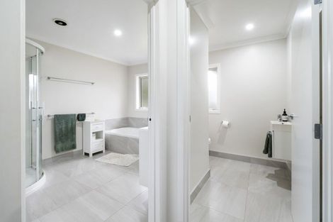 Photo of property in 120 East Mangahuia Road, Rangiwahia, Kimbolton, 4774