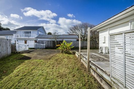 Photo of property in 2/55 Aramoana Avenue, Devonport, Auckland, 0624