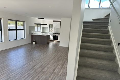 Photo of property in 216 Bucklands Road, Bucklands Beach, Auckland, 2012