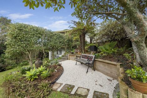 Photo of property in 23 Montana Place, Merrilands, New Plymouth, 4312