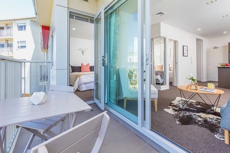 Photo of property in Shoal Haven Apartments, 305a/130 Anzac Street, Takapuna, Auckland, 0622