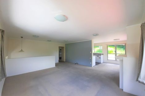 Photo of property in 73 Ayton Drive, Totara Vale, Auckland, 0629