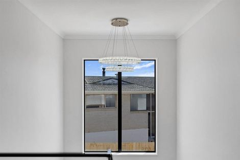 Photo of property in 12a Mcleod Road, Weymouth, Auckland, 2103