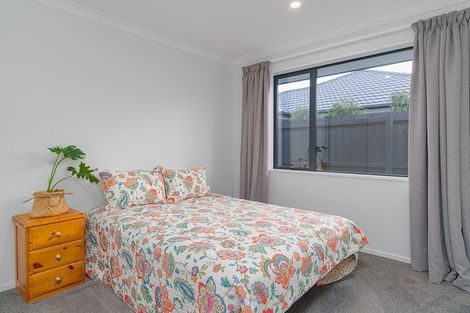 Photo of property in 4 Pierce Street, Marshland, Christchurch, 8083
