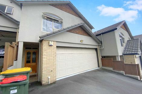 Photo of property in 20u4 Ruakiwi Road, Hamilton Lake, Hamilton, 3204