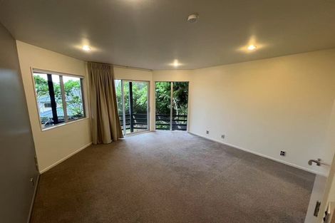 Photo of property in 657 Beach Road, Rothesay Bay, Auckland, 0630