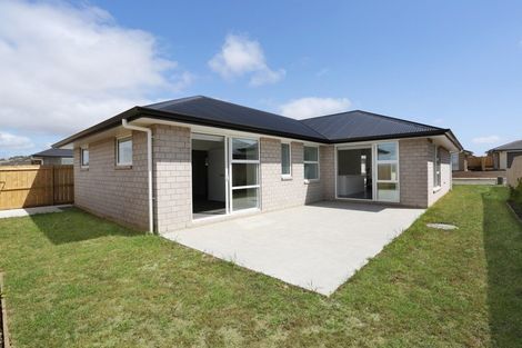 Photo of property in 14 Olivia Road, Pukekohe, 2120