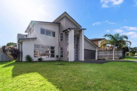 Photo of property in 1 Melmore Place, Pinehill, Auckland, 0632