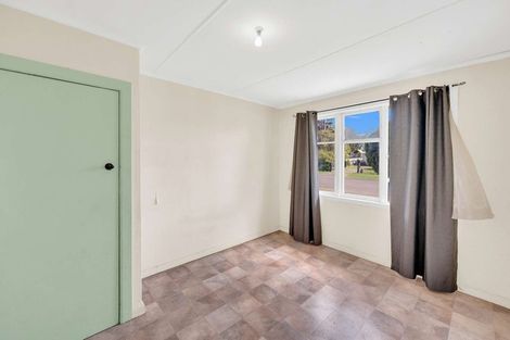 Photo of property in 20 Essex Crescent, Whakatu, Hastings, 4102