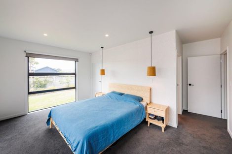 Photo of property in 3 Atlantic Drive, Fitzherbert, Palmerston North, 4410