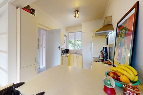 Photo of property in Samoa High Commission, 4/1 Wesley Road, Kelburn, Wellington, 6012