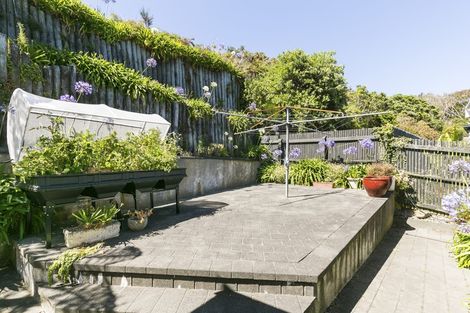 Photo of property in 3 Waterford Drive, Churton Park, Wellington, 6037