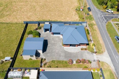 Photo of property in 37 Manse Street, Edendale, 9825