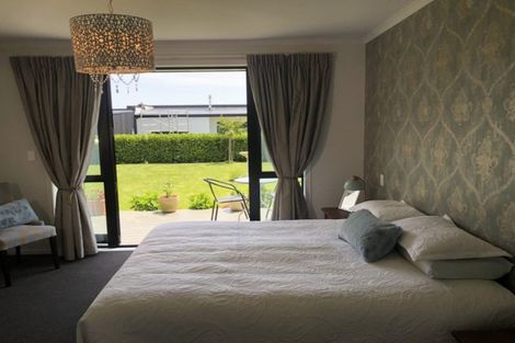 Photo of property in 2b Kaniera Terrace, Cambridge, 3434