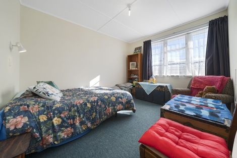 Photo of property in 18 Moheke Avenue, Roslyn, Palmerston North, 4414