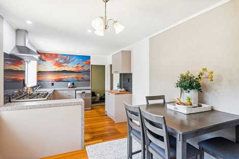 Photo of property in 23 Oriwa Street, Waikanae, 5036