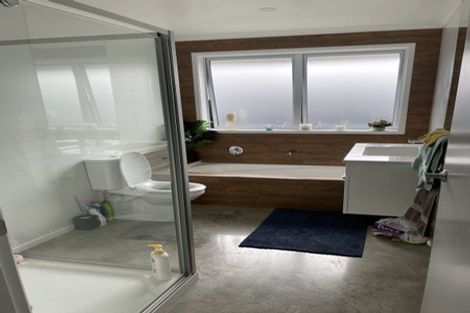 Photo of property in 9 Passchendaele Grove, Trentham, Upper Hutt, 5018