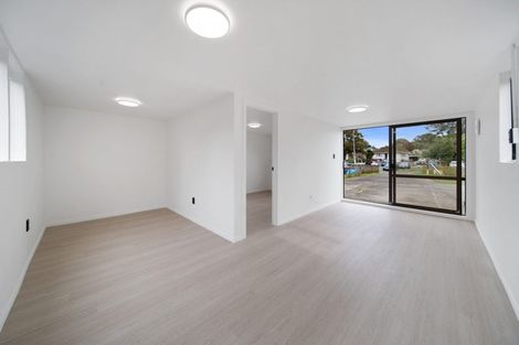 Photo of property in 15 Penderford Place, Mangere East, Auckland, 2024