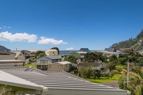 Photo of property in 72 Ocean Beach Road, Tairua, 3508