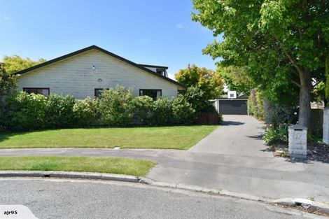 Photo of property in 11 Sunbeam Place, Halswell, Christchurch, 8025