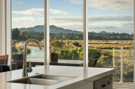 Photo of property in 13 Noble Johnston Drive, Katikati, 3129