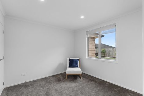 Photo of property in 22 Murray Ward Drive, Te Kauwhata, 3710