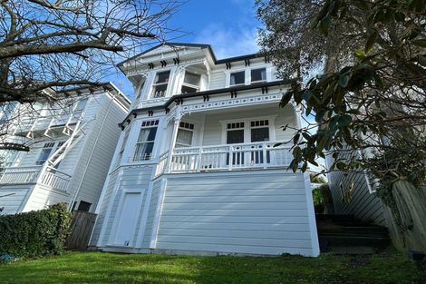 Photo of property in 22 Kenwyn Terrace, Newtown, Wellington, 6021