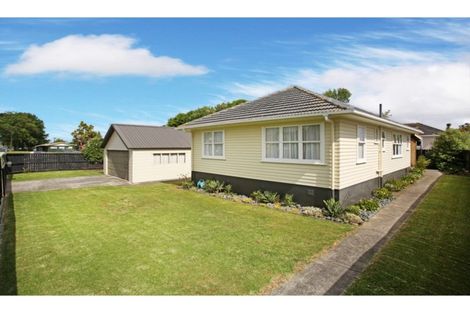 Photo of property in 36 Old Wairoa Road, Papakura, 2110