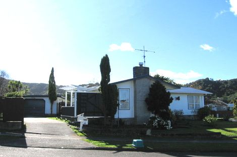 Photo of property in 2 Kaponga Street, Wainuiomata, Lower Hutt, 5014
