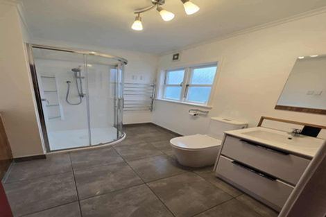 Photo of property in 2 Somme Road, Silverstream, Upper Hutt, 5019