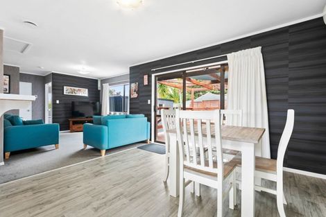 Photo of property in 247 Gravatt Road, Papamoa Beach, Papamoa, 3118
