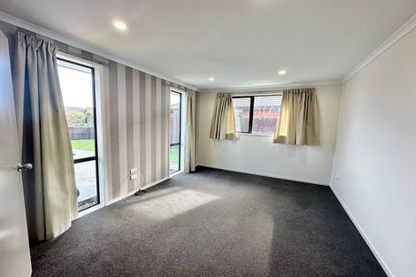 Photo of property in 212 Saint James Drive, Huntington, Hamilton, 3210