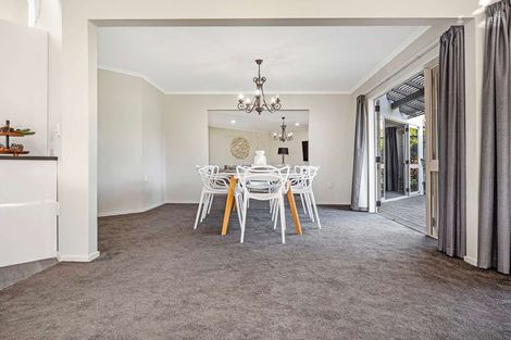 Photo of property in 4 Longwood Place, Harrowfield, Hamilton, 3210