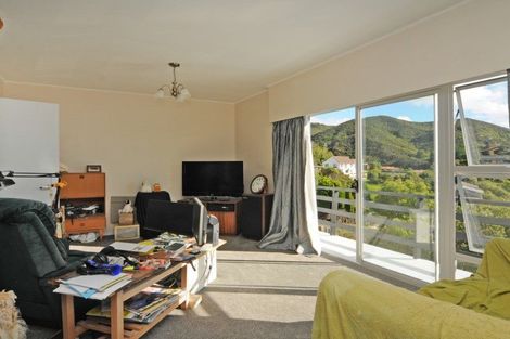 Photo of property in 61 Allington Road, Karori, Wellington, 6012