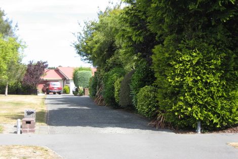 Photo of property in 126 Royal Park Drive, Parklands, Christchurch, 8083