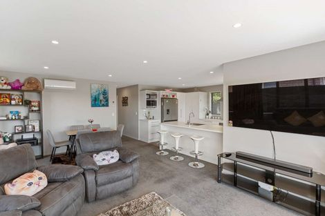 Photo of property in 5 Koreke Lane, Halswell, Christchurch, 8025