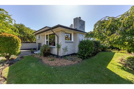 Photo of property in 12 Geddis Street, Rangiora, 7400