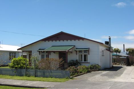 Photo of property in 33 Romilly Street, Westport, 7825